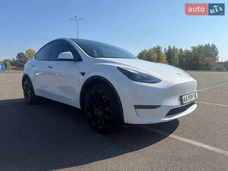 Tesla Model Y 2021