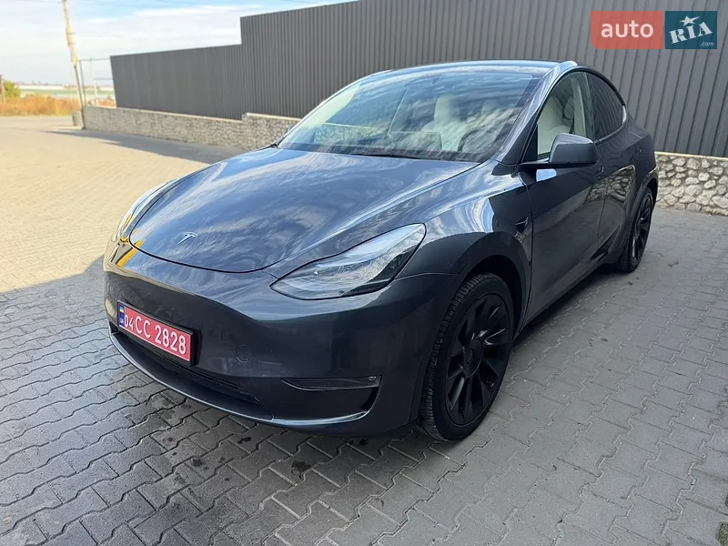 Tesla Model Y