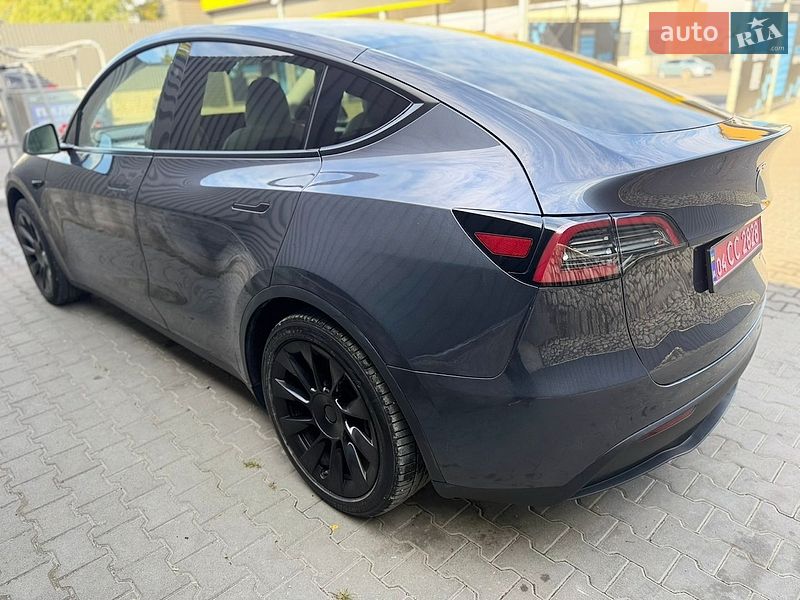 Внедорожник / Кроссовер Tesla Model Y 2023 в Тернополе фото 9 Внедорожник / Кроссовер Tesla Model Y 2023 в Тернополе