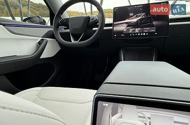 Позашляховик / Кросовер Tesla Model Y 2025 в Львові