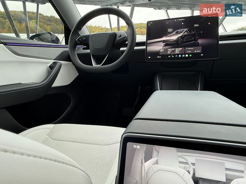 Позашляховик / Кросовер Tesla Model Y 2025 в Львові