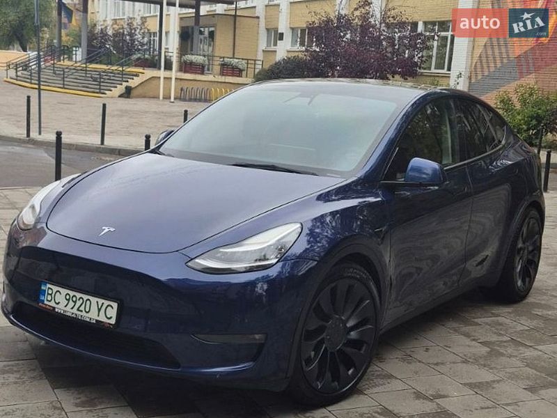Внедорожник / Кроссовер Tesla Model Y 2022 в Львове