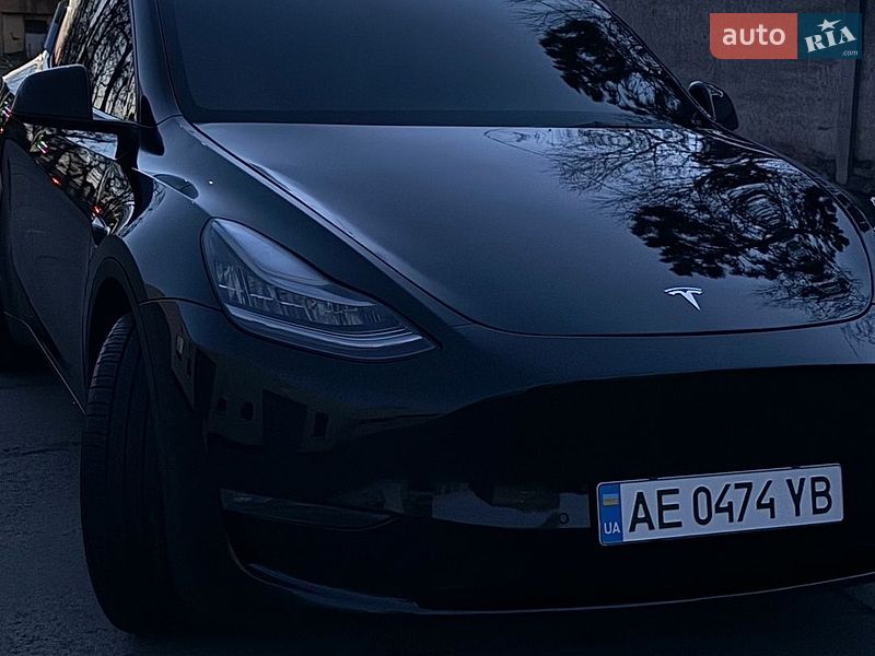 Позашляховик / Кросовер Tesla Model Y 2021 в Кривому Розі