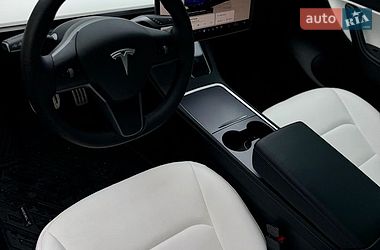 Внедорожник / Кроссовер Tesla Model Y 2022 в Киеве
