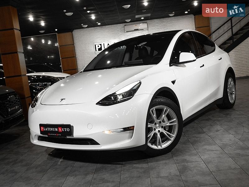 Внедорожник / Кроссовер Tesla Model Y 2023 в Одессе