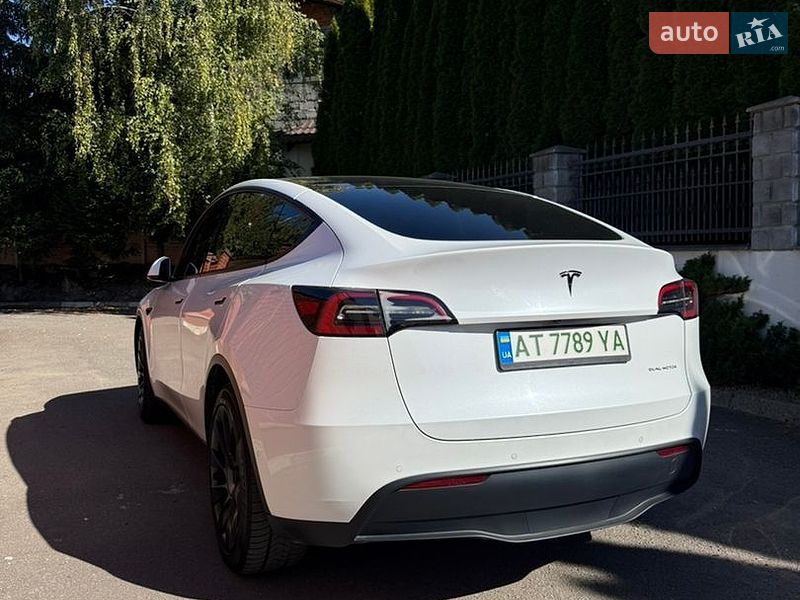 Позашляховик / Кросовер Tesla Model Y 2021 в Івано-Франківську фото 8 Позашляховик / Кросовер Tesla Model Y 2021 в Івано-Франківську