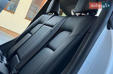 Внедорожник / Кроссовер Tesla Model Y 2021 в Дрогобыче