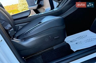 Внедорожник / Кроссовер Tesla Model Y 2021 в Дрогобыче