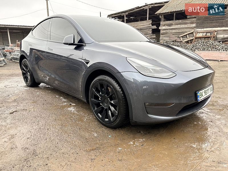 Tesla Model Y 2022 Tesla Model Y 2022