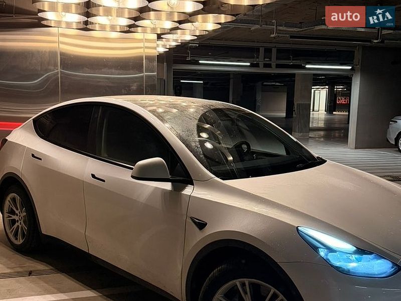 Внедорожник / Кроссовер Tesla Model Y 2022 в Львове