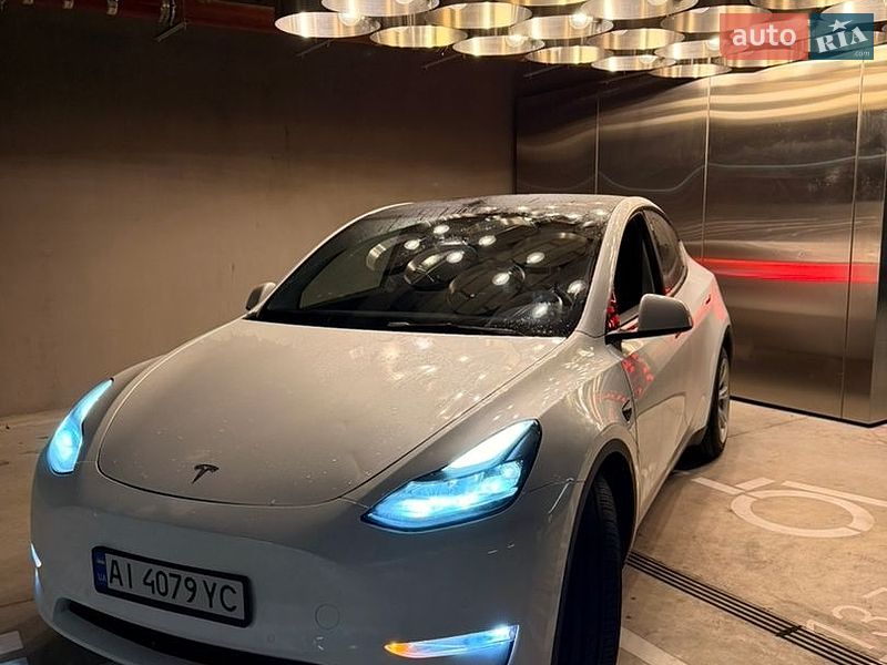 Внедорожник / Кроссовер Tesla Model Y 2022 в Львове