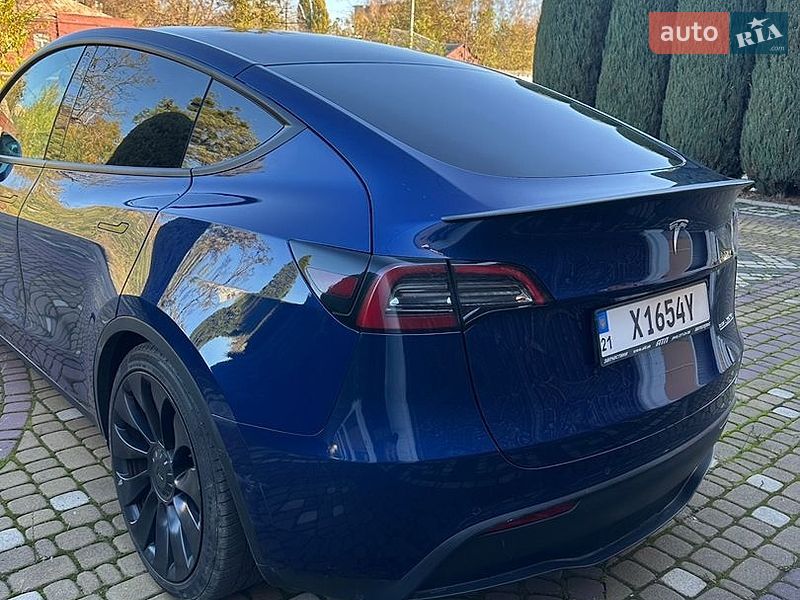 Позашляховик / Кросовер Tesla Model Y 2022 в Харкові