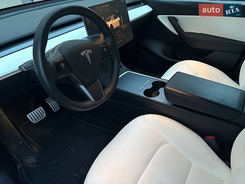 Позашляховик / Кросовер Tesla Model Y 2022 в Луцьку