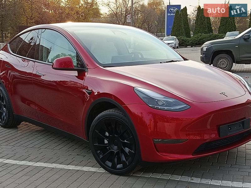 Внедорожник / Кроссовер Tesla Model Y 2024 в Харькове