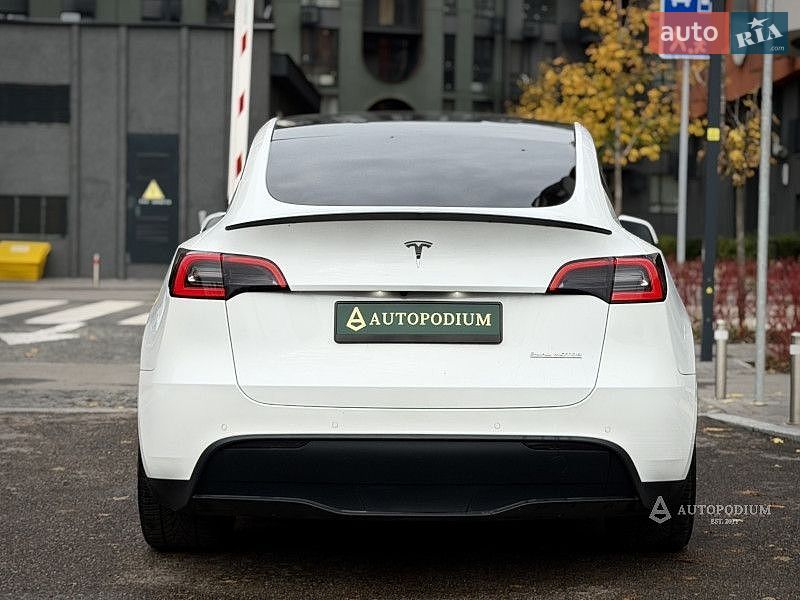 Позашляховик / Кросовер Tesla Model Y 2022 в Києві