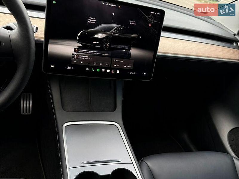Внедорожник / Кроссовер Tesla Model Y 2024 в Киеве