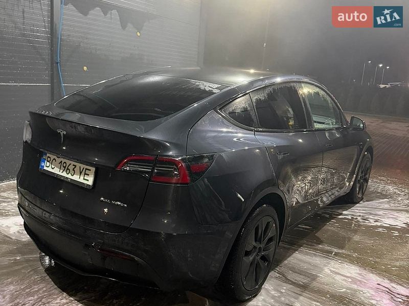 Внедорожник / Кроссовер Tesla Model Y 2024 в Золочеве
