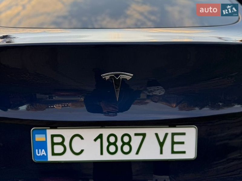 Позашляховик / Кросовер Tesla Model Y 2023 в Самборі