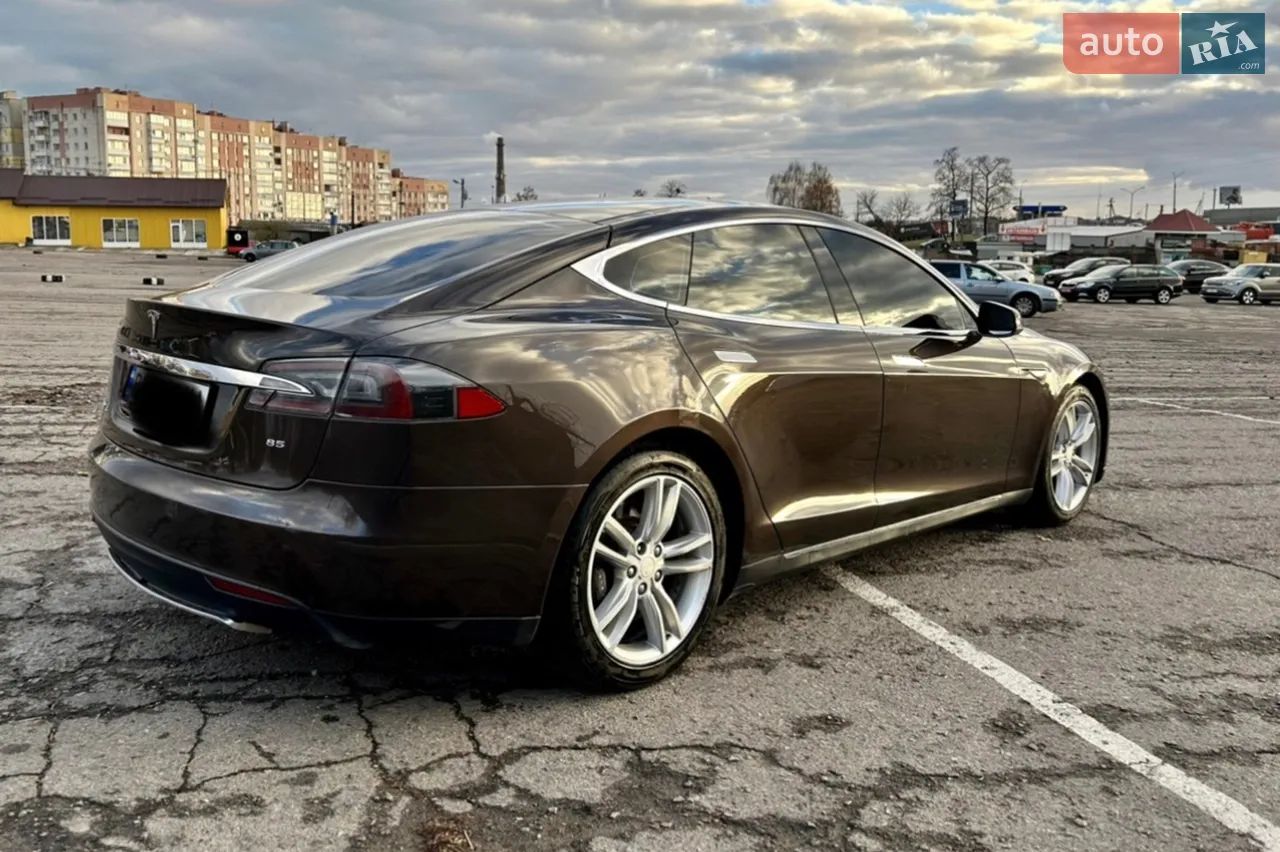 2013 Tesla Model S - мініатюра 12