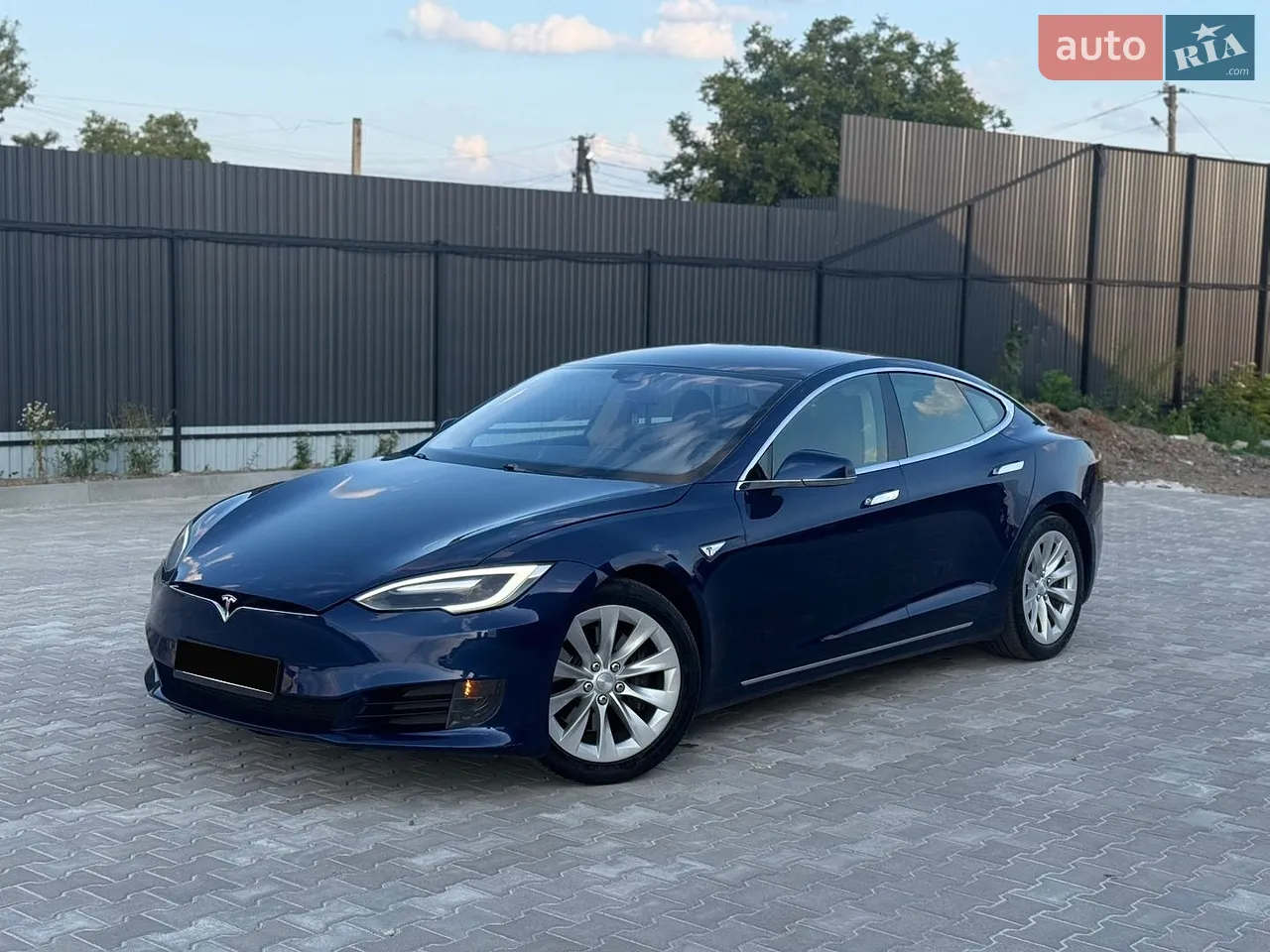 2016 Tesla Model S - мініатюра 17