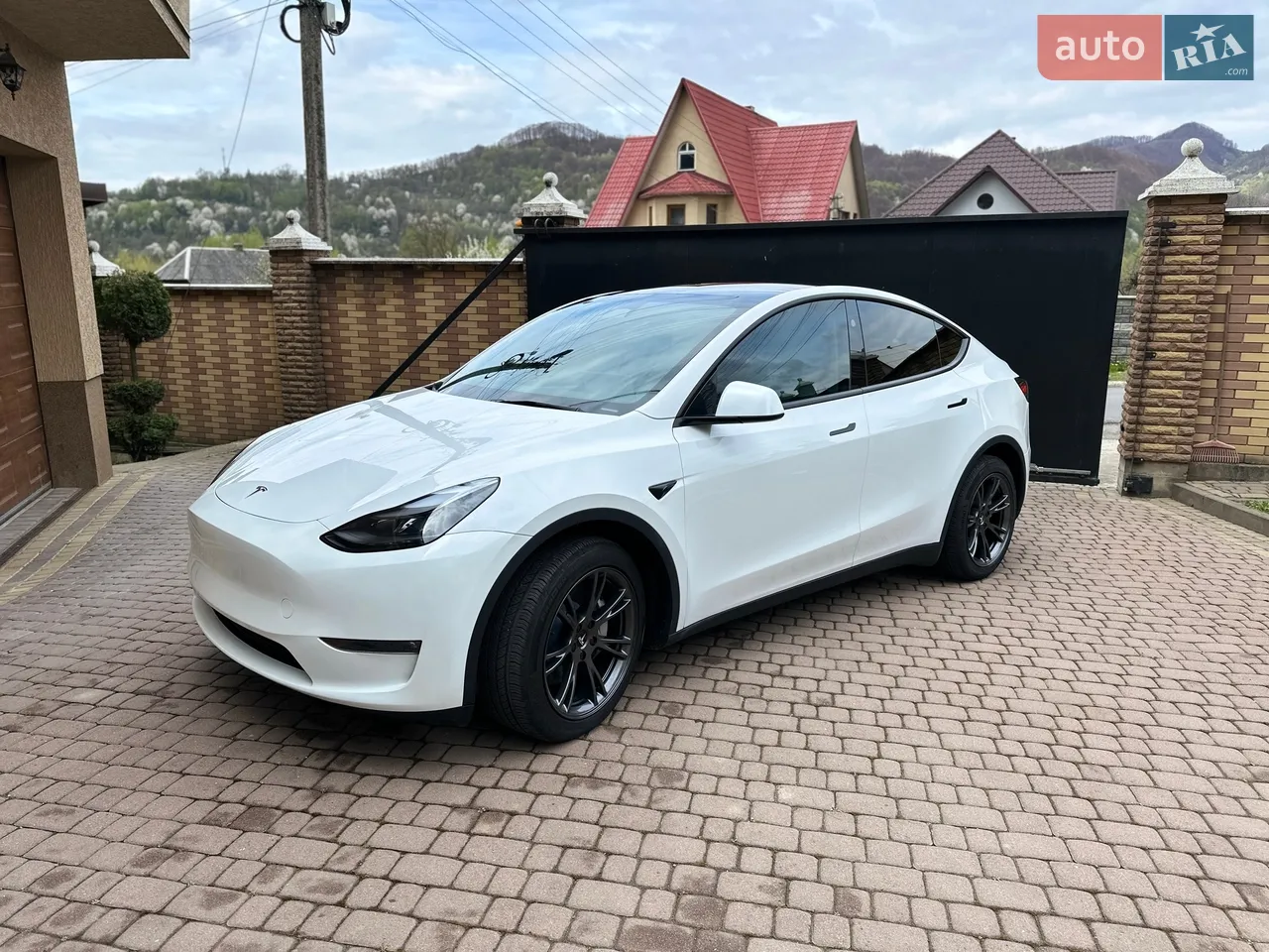 2024 Tesla Model Y - мініатюра 25