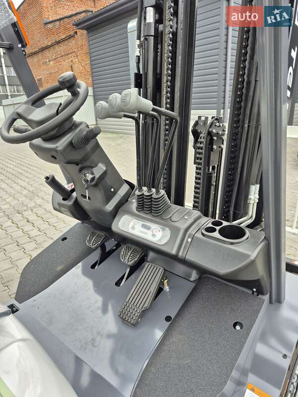 Вилочный погрузчик TEU FD 2025 в Тернополе