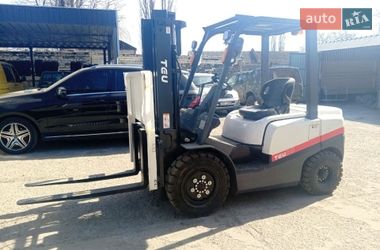 Вилочный погрузчик TEU FD 2025 в Павлограде