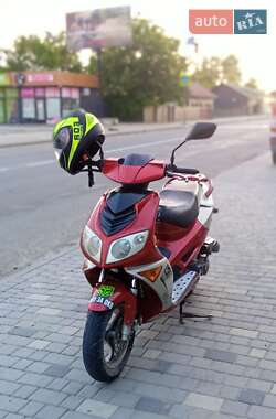 Максі-скутер Tiger HT 2008 в Чернівцях