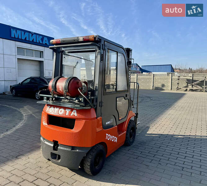 Вилочний навантажувач Toyota 02-7-FGF-15 2005 в Радомишлі фото 7 Вилочний навантажувач Toyota 02-7-FGF-15 2005 в Радомишлі