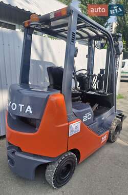 Вилочний навантажувач Toyota 02-8FDF 2019 в 