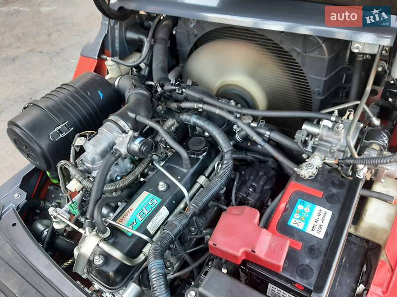 Вилочний навантажувач Toyota 02-8FG25 2008 в Радехові