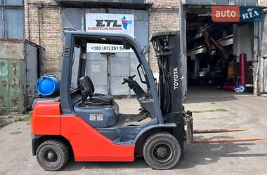 Вилочний навантажувач Toyota 02-8FG25 2010 в Києві