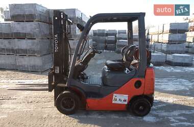 Вилочний навантажувач Toyota 02-8FGF15 2007 в Львові