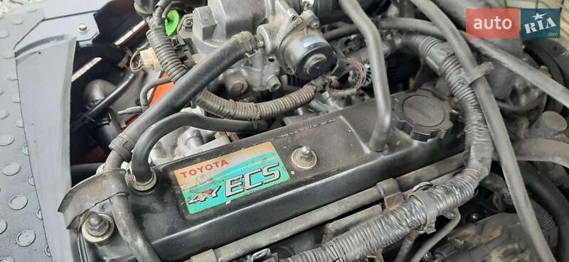 Вилочный погрузчик Toyota 02-8FGF15 2011 в Радехове