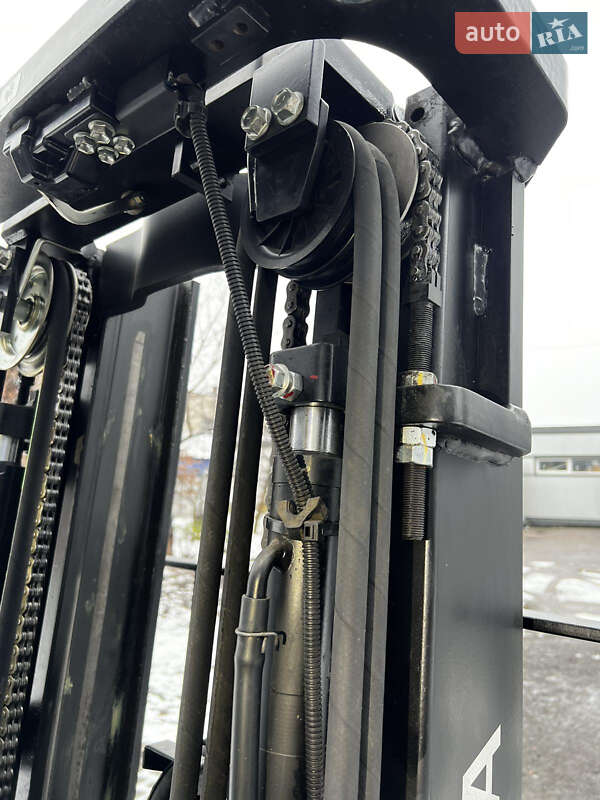 Вилочний навантажувач Toyota 02-8FGF15 2018 в Києві