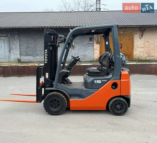 Toyota 02-8FGF15 2014 Toyota 02-8FGF15 2014