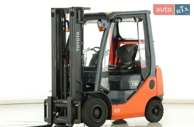 Вилочний навантажувач Toyota 02-8FGF15 2017 в Києві