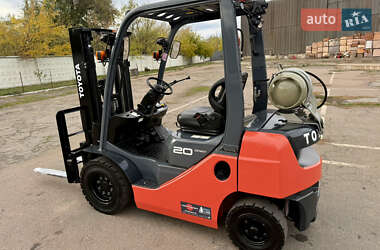 Вилочный погрузчик Toyota 02-8FGF20 2020 в Кривом Роге