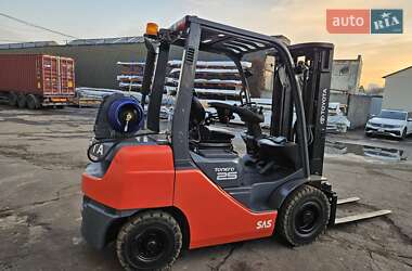 Вилочний навантажувач Toyota 02-8FGF25 2021 в Києві