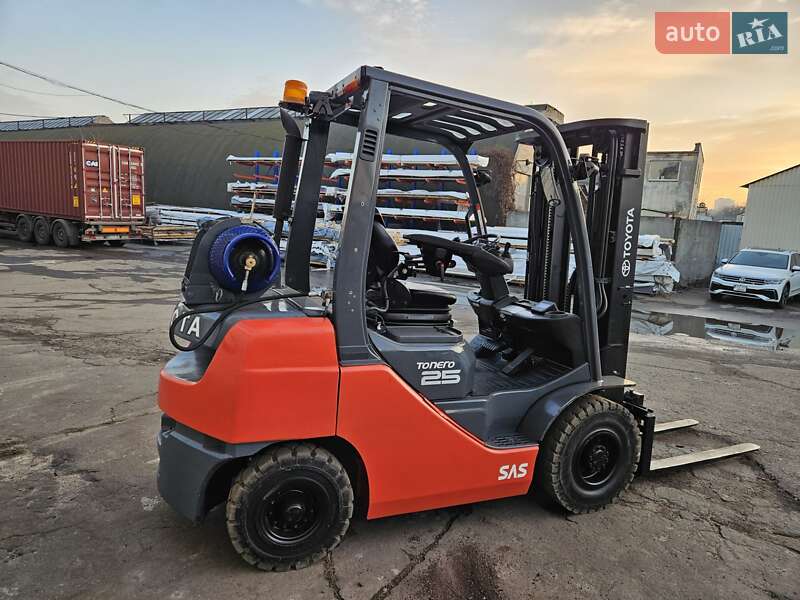 Toyota 02-8FGF25 2021