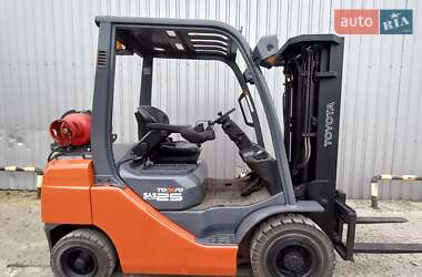 Вилочний навантажувач Toyota 02-8FGF25 2020 в Києві