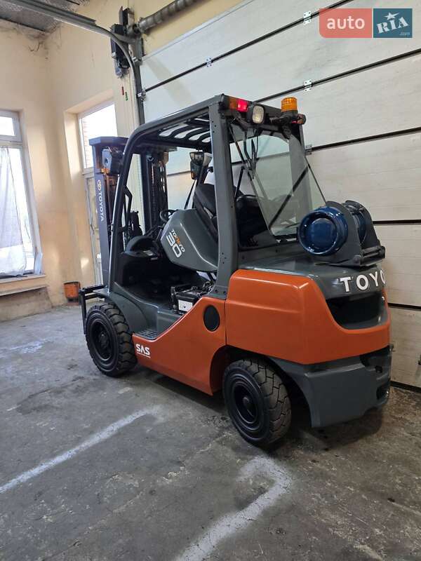 Вилочний навантажувач Toyota 02-8FGF30 2019 в Києві фото 17 Вилочний навантажувач Toyota 02-8FGF30 2019 в Києві