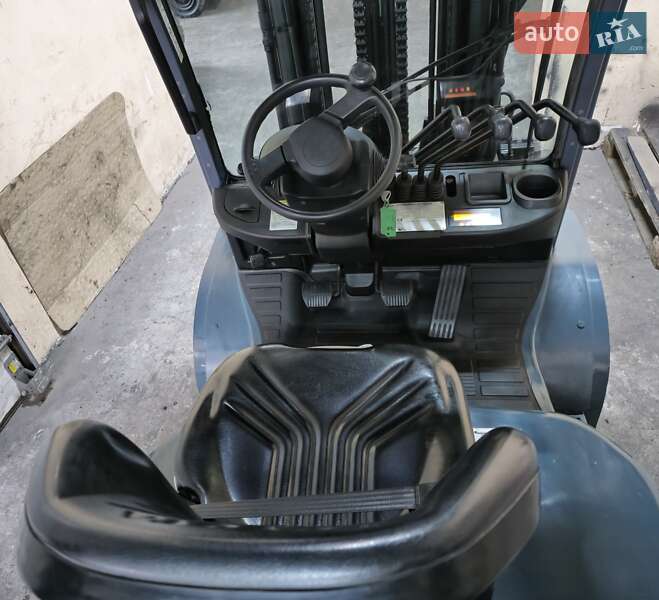 Вилочний навантажувач Toyota 02-8FGJF35 2018 в Києві