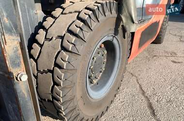 Вилочный погрузчик Toyota 32-8FG18 2016 в 