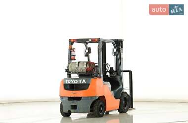 Вилочный погрузчик Toyota 32FG-25 2018 в Львове