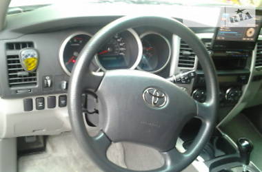 Позашляховик / Кросовер Toyota 4Runner 2007 в 