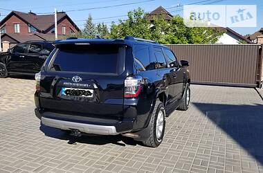 Внедорожник / Кроссовер Toyota 4Runner 2016 в Киеве