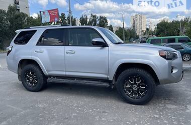 Внедорожник / Кроссовер Toyota 4Runner 2014 в Харькове