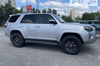 Внедорожник / Кроссовер Toyota 4Runner 2014 в Харькове