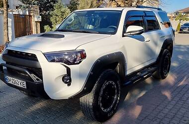 Позашляховик / Кросовер Toyota 4Runner 2019 в Одесі